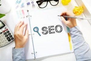 SEOとMEOの関連性・違いとは？どちらの対策をするべきか、初心者向けに解説！